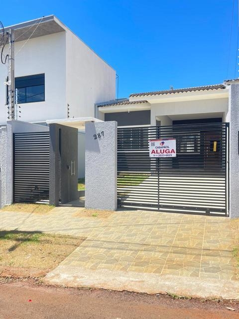 Casa para alugar em Campo Mourão, Jardim Shangrilá, com 2 quartos
