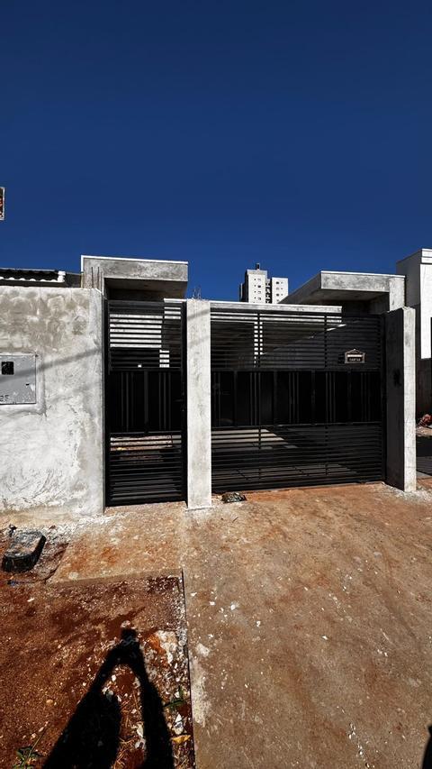 Casa à venda em Campo Mourão, Jardim Novo Centro, com 2 quartos, com 80 m²