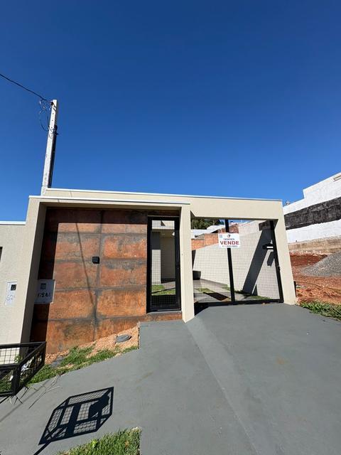 Casa à venda em Campo Mourão, Jardim Imperial I, com 3 quartos, com 66.36 m²