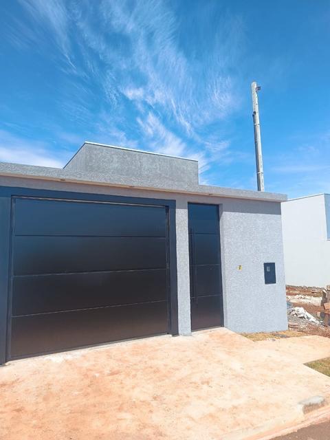 Casa à venda em Campo Mourão, Jardim Novo Centro, com 3 quartos, com 90 m²