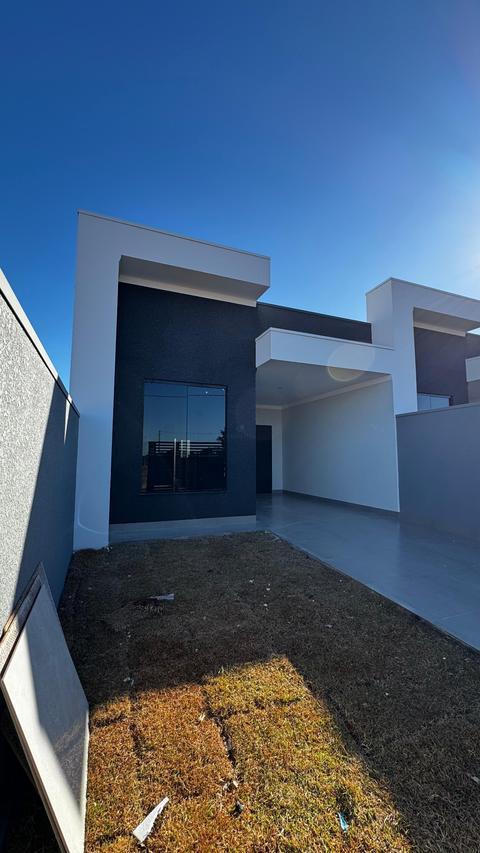 Casa à venda em Campo Mourão, novo centro universitário, com 2 quartos, com 90.48 m²