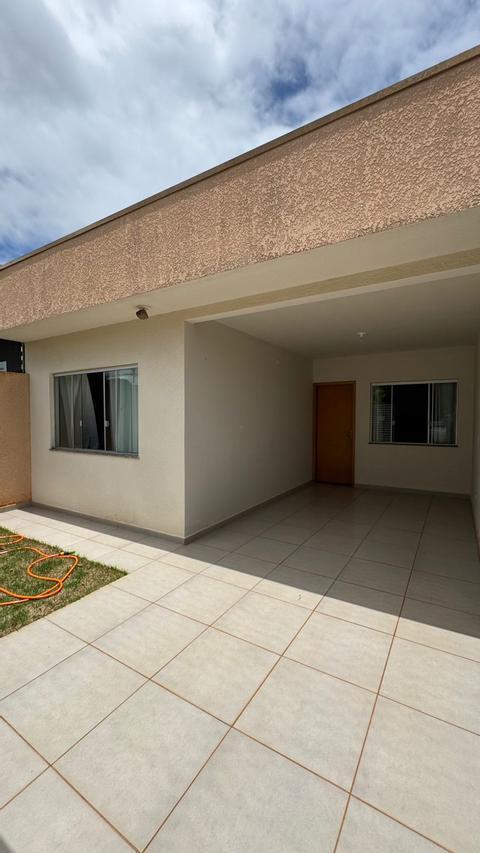 Casa à venda em Campo Mourão, Jardim Santa Cruz, com 2 quartos, com 69.99 m²