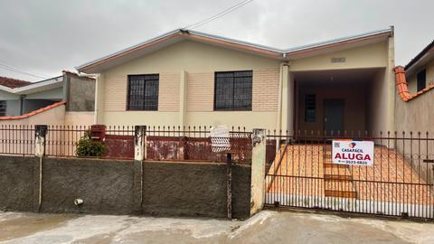 Casa para alugar em Campo Mourão, Conjunto Residencial Capricórnio, com 3 quartos